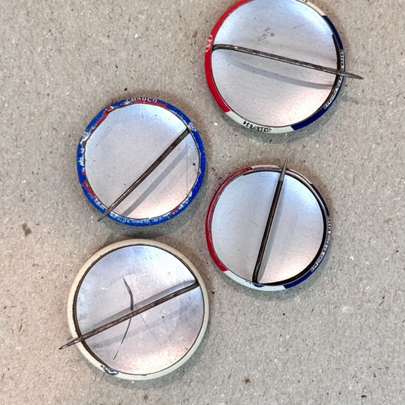 Kennedy Nixon Now Vintage Political Pinback Buttons - Picture 6 of 9